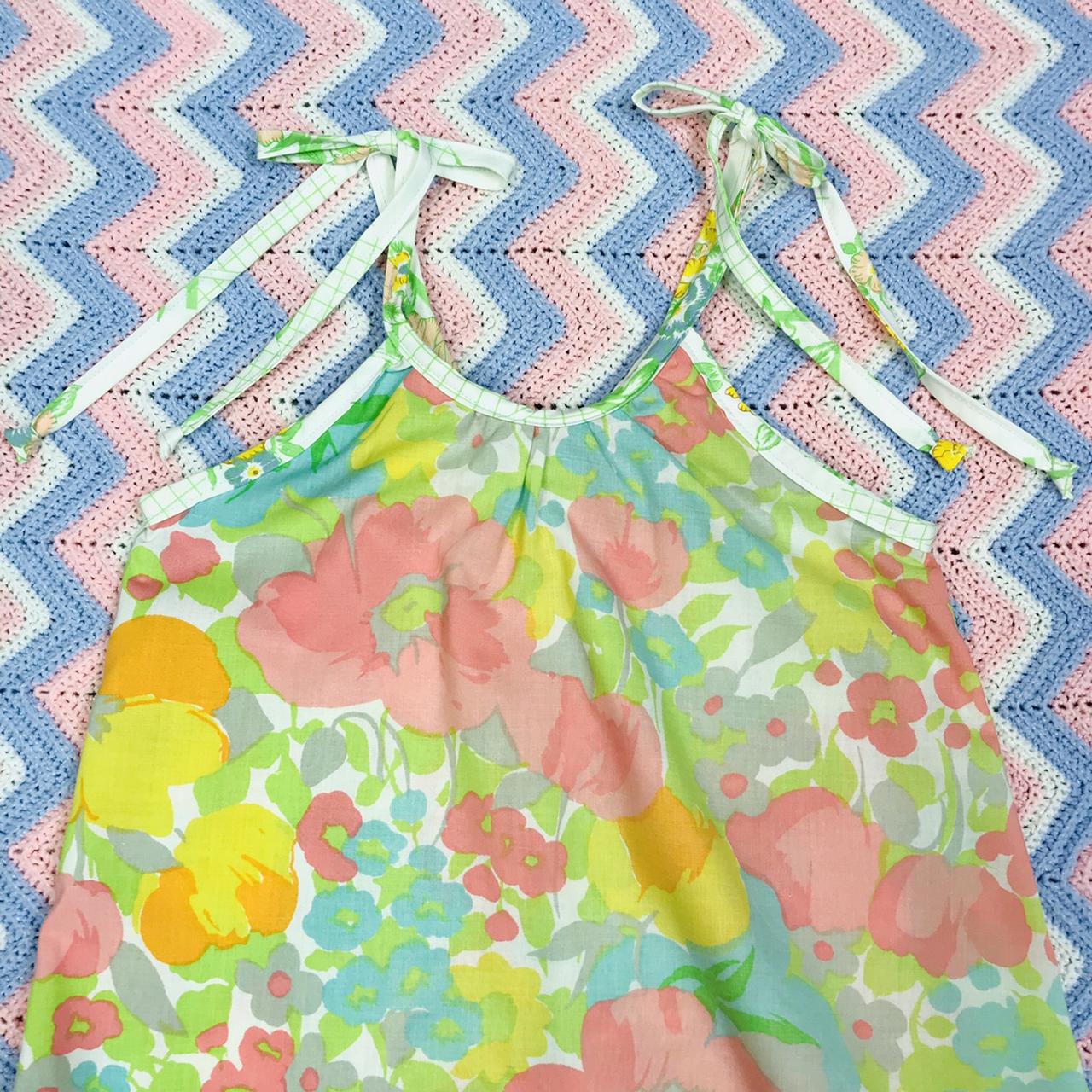 Small: Bow Dresses