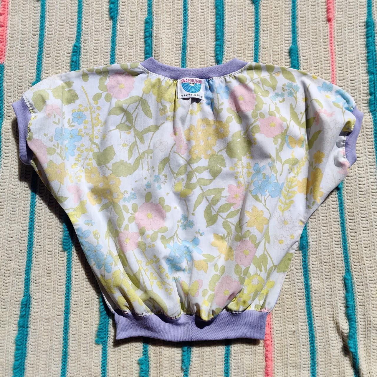 Small: Crop Tops