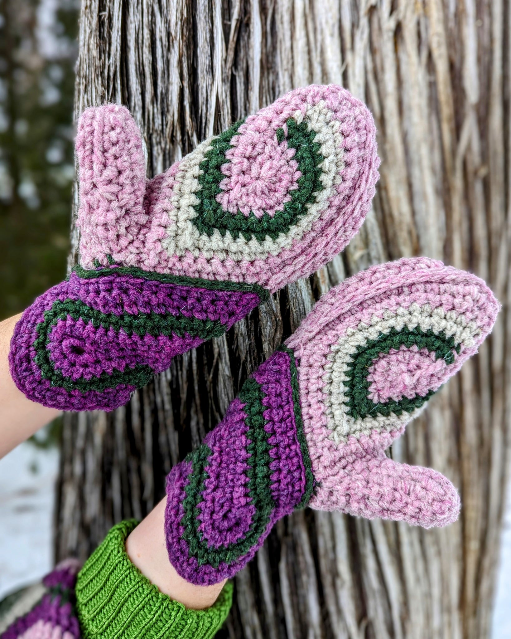 'Secret Admirer' Mittens Downloadable Crochet Pattern