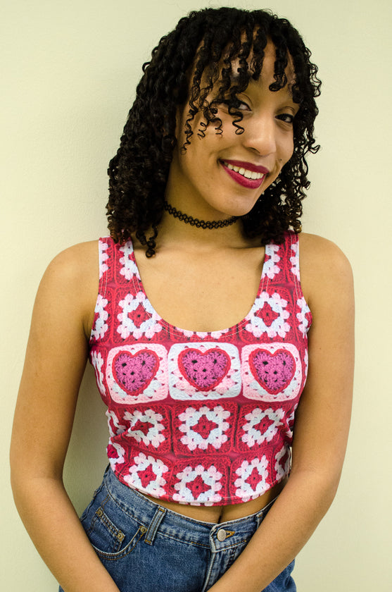 Snapdragon Brand Clothing Granny Square Crochet Print red crop top cropped sleeveless shirt in style Valentina features a vintage kawaii boho feel and the sweetest colors. Made of comfortable spandex. Daisies