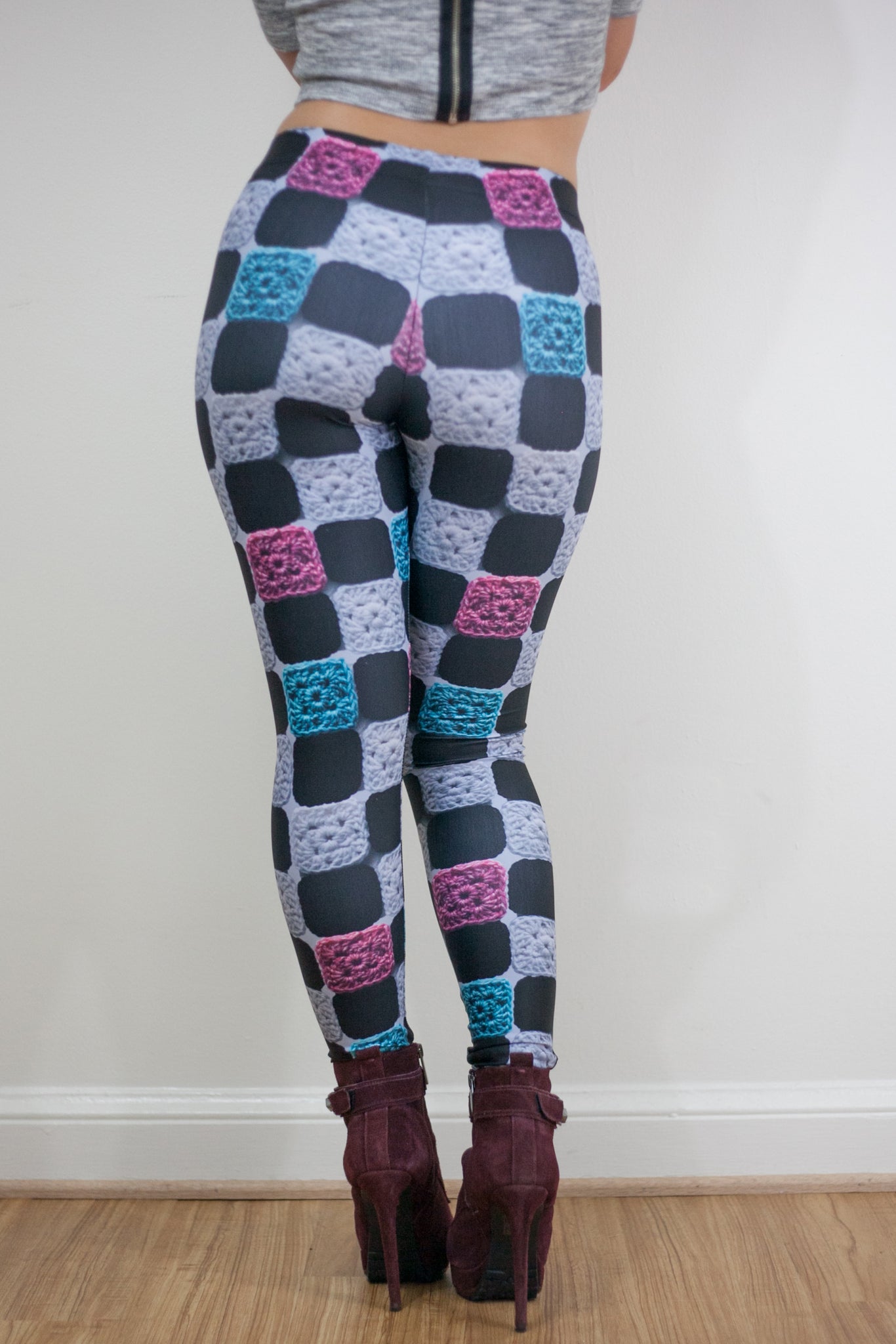 Kaleidoscope Classic Granny Square Crochet Print Leggings – Snapdragon Brand